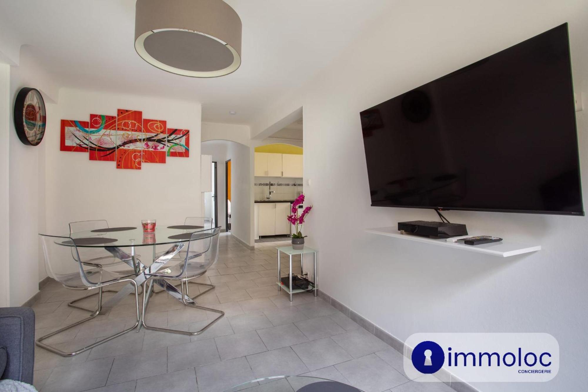 Appartamento Pasteur With Parking Space *